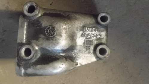 IVECO EUROCARGO 75E14 Motortartó bak bontott alkatrész