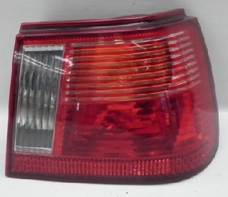 SEAT IBIZA 99- Jobb külső hátsó lámpa bontott alkatrész
