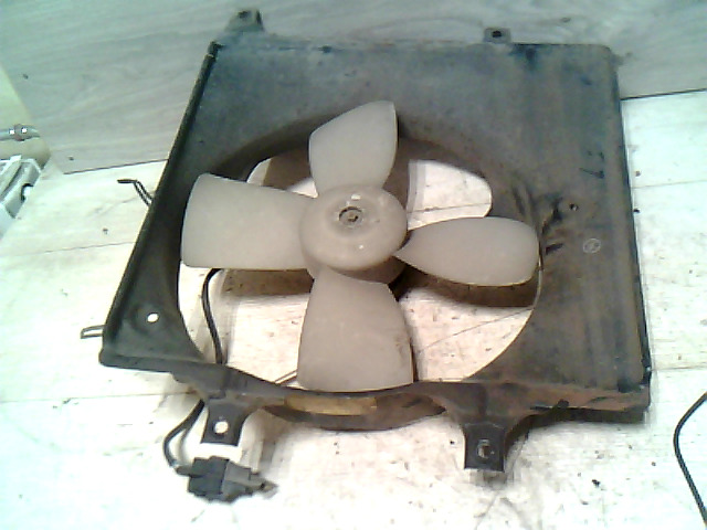 MAZDA 323 Hűtőventilátor bontott alkatrész