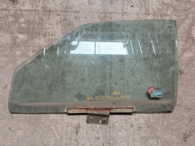 SEAT IBIZA -93 Bal első ajtóüveg bontott alkatrész