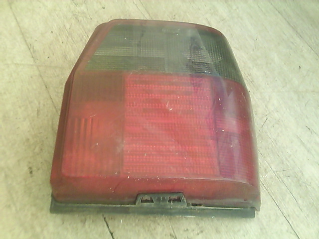 FIAT UNO 89-94 Jobb hátsó lámpa bontott alkatrész