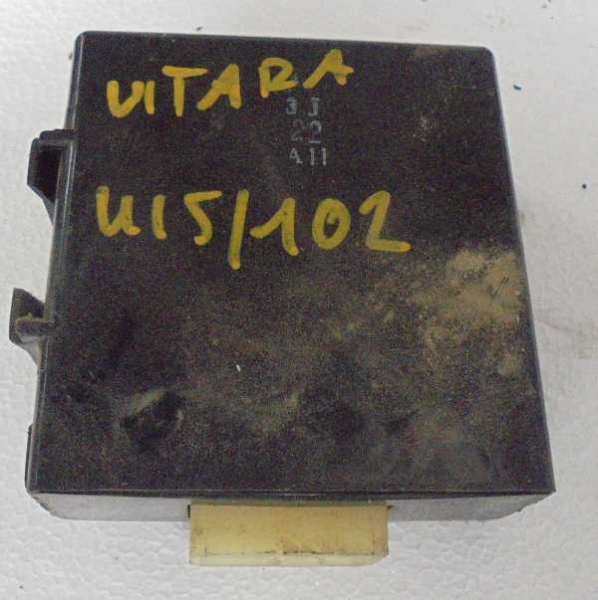SUZUKI VITARA 88.05-97 Központizár vezérlő elektronika bontott alkatrész
