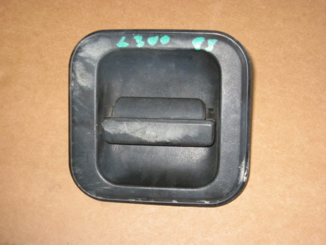 MITSUBISHI L300 Tolóajtó külső kilincs bontott alkatrész