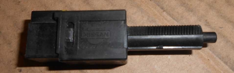 NISSAN MICRA K12 2002-2010 Féklámpa pedál kapcsoló bontott alkatrész