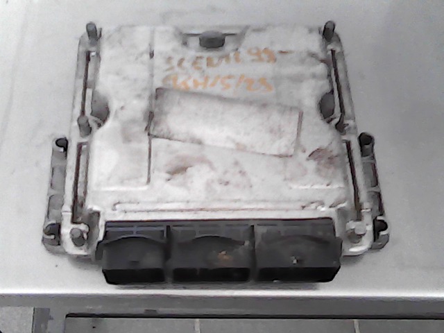 RENAULT MEGANE SCENIC 99-03 Motorvezérlő egység ecu pcm modul bontott alkatrész