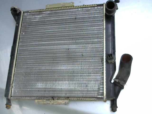 RENAULT R11 Vízhűtő. radiátor bontott alkatrész