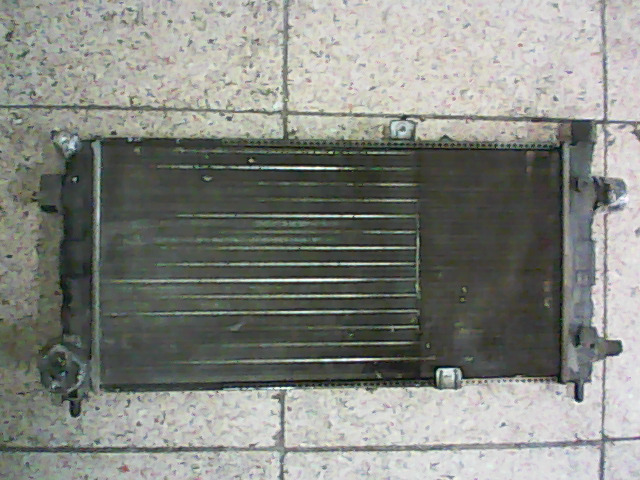 OPEL CORSA A 90-93 Vízhűtő. radiátor bontott alkatrész