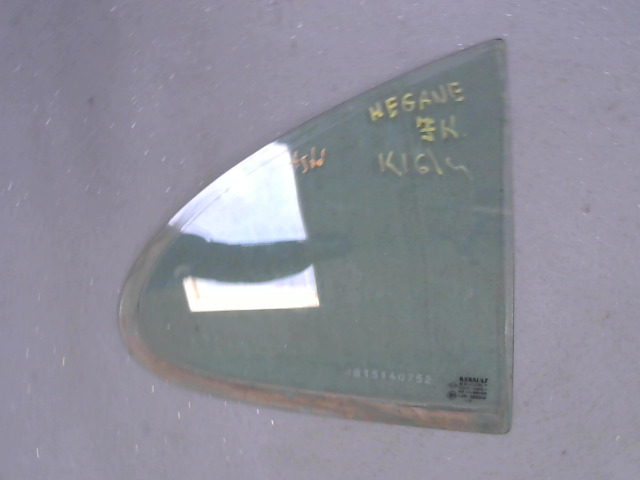 RENAULT MEGANE 95-99 Jobb hátsó fixüveg ajtóban bontott alkatrész