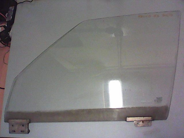 SKODA FELICIA -97 Bal első ajtóüveg bontott alkatrész