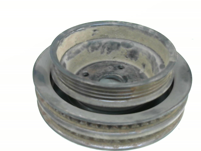 HYUNDAI H1 Vízpumpa szíjtárcsa bontott alkatrész