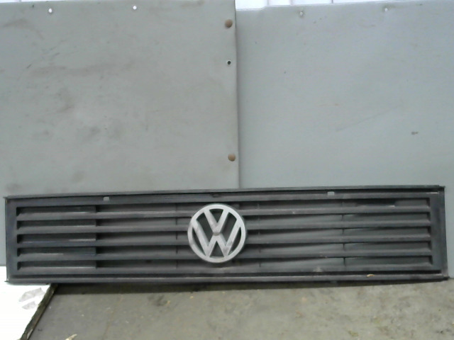 VW LT28 Hűtőrács díszrács bontott alkatrész