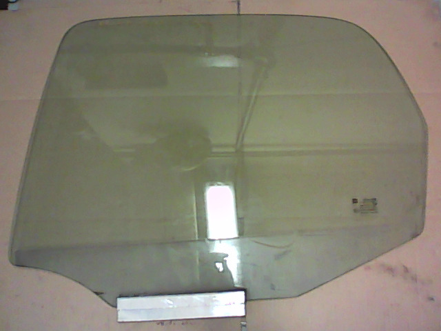 OPEL CORSA B 93-00 Bal hátsó ajtóüveg bontott alkatrész