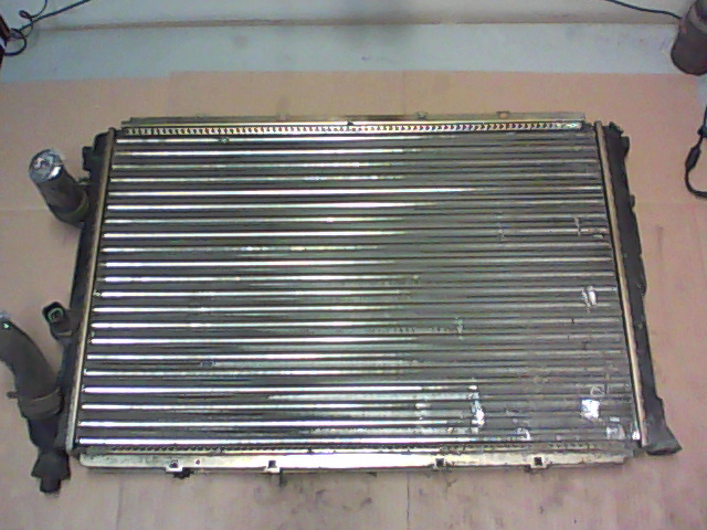 RENAULT MEGANE 95-99 Vízhűtő. radiátor bontott alkatrész