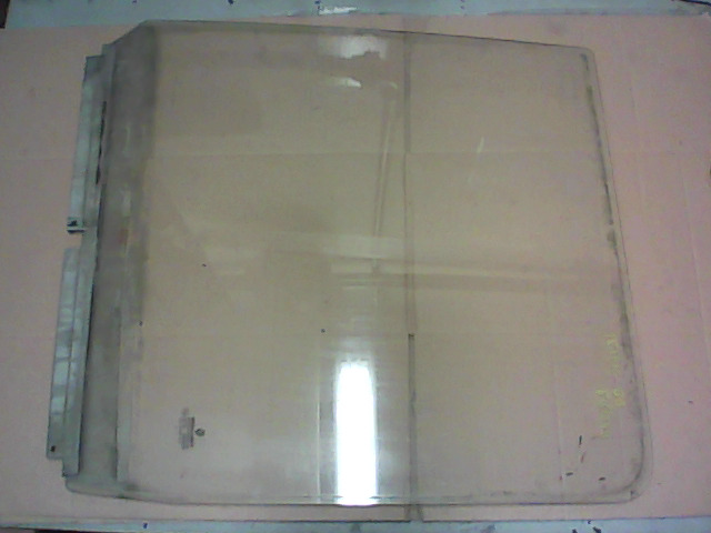 RENAULT TRAFIC -94 Bal első ajtóüveg bontott alkatrész