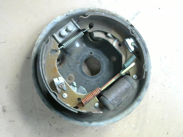 FIAT Panda 03-11 Jobb hátsó fék alaplap  bontott alkatrész