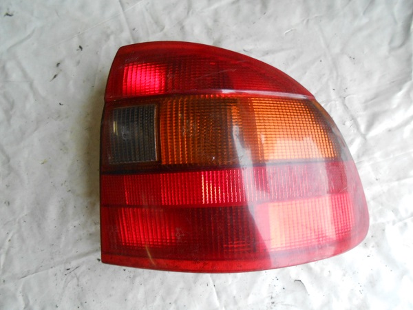 OPEL ASTRA F 94-02 Jobb hátsó lámpa bontott alkatrész