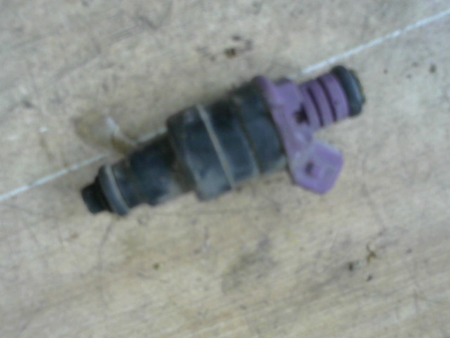RENAULT CLIO 98-01 Injektor befecskendező hengerenkénti bontott alkatrész