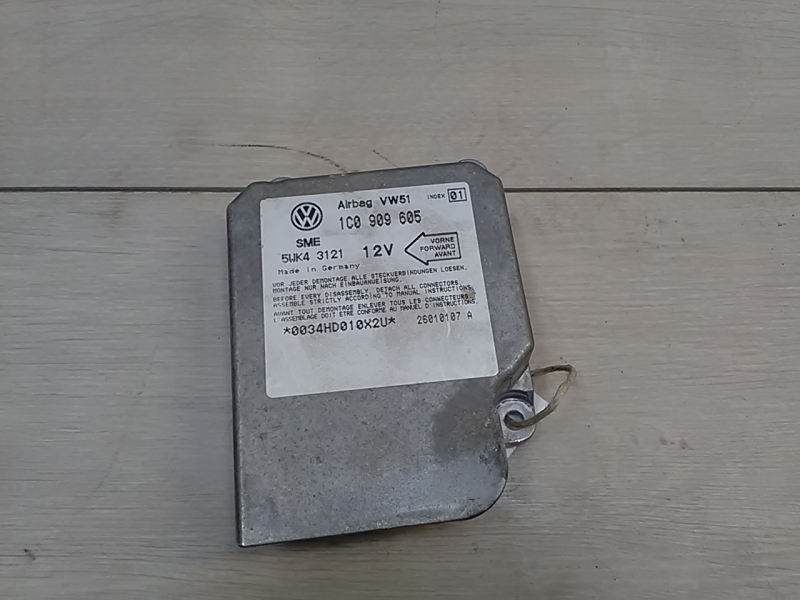 VW LUPO Légzsák indító elektronika bontott alkatrész