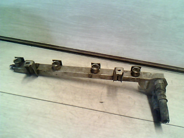 OPEL ASTRA F 94-02 Injektor befecskendező híd  bontott alkatrész