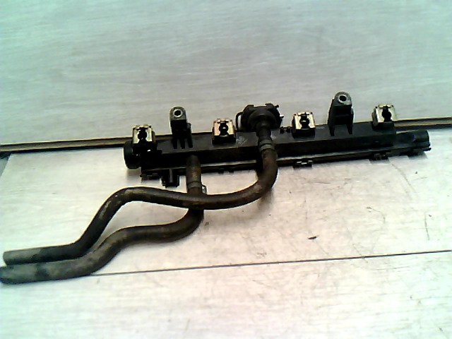 VW POLO IV. 99-02 Injektor befecskendező híd  bontott alkatrész