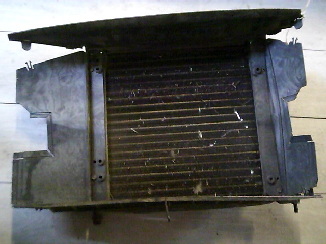 RENAULT CLIO 96-98 Vízhűtő. radiátor bontott alkatrész