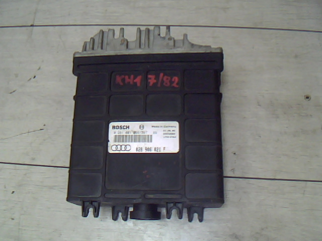 AUDI A4 94-98 Motorvezérlő egység ecu pcm modul bontott alkatrész