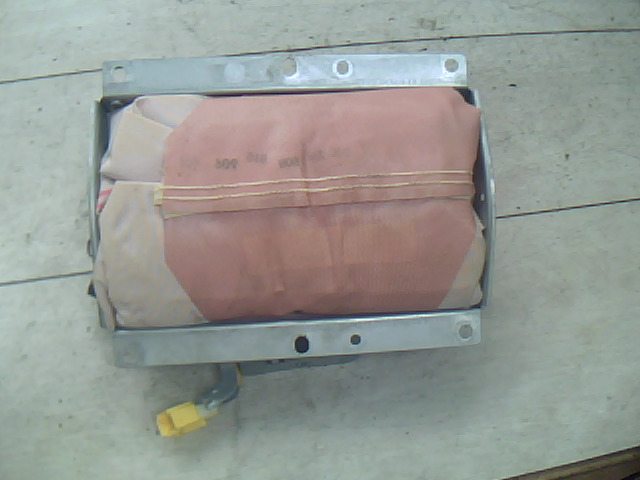 SAAB 9-5 01- Utasoldali műszerfal légzsák bontott alkatrész