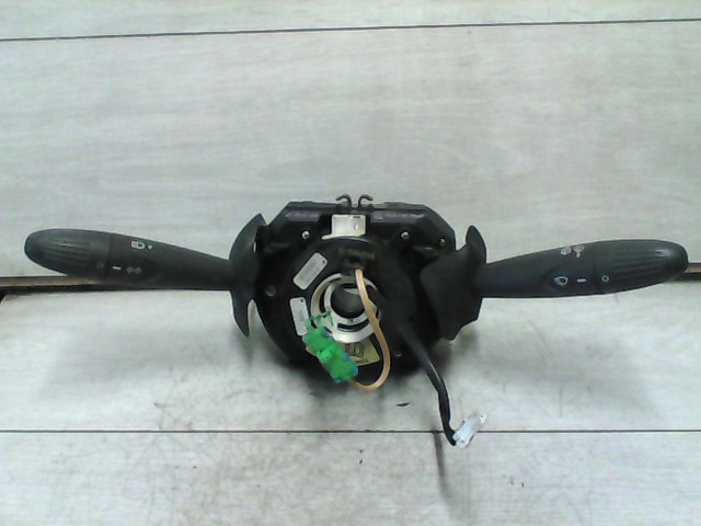 FIAT PUNTO II. Kormánykapcsoló légzsákátvezető szalaggal bontott alkatrész
