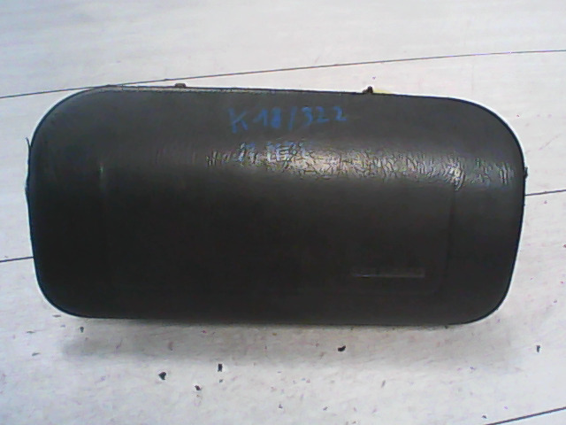 MAZDA MPV 96-99 Utasoldali műszerfal légzsák bontott alkatrész