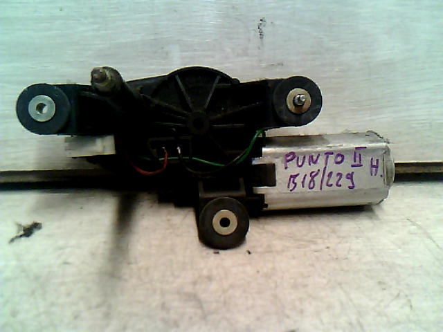 FIAT PUNTO II. Ablaktörlő motor hátsó bontott alkatrész
