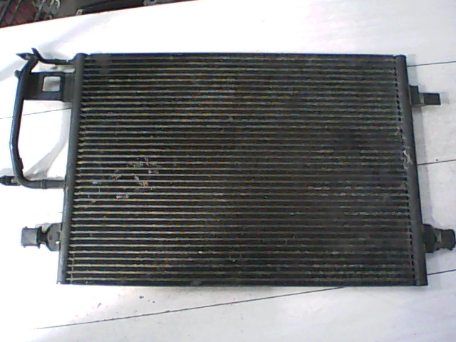 AUDI A6 97-04 Klímahűtő radiátor bontott alkatrész