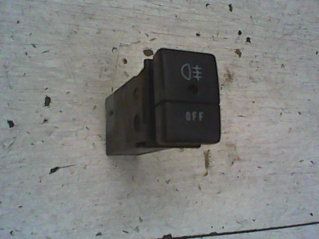 SUZUKI BALENO 95-98 Ködlámpa kapcsoló hátsó bontott alkatrész