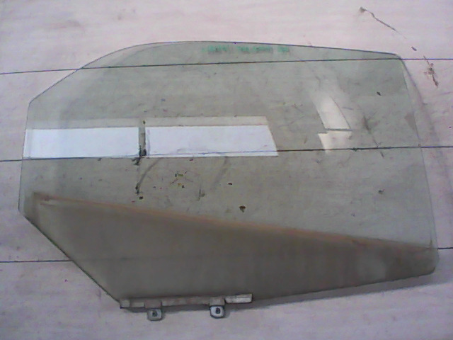 SUZUKI BALENO 95-98 Jobb hátsó ajtóüveg bontott alkatrész