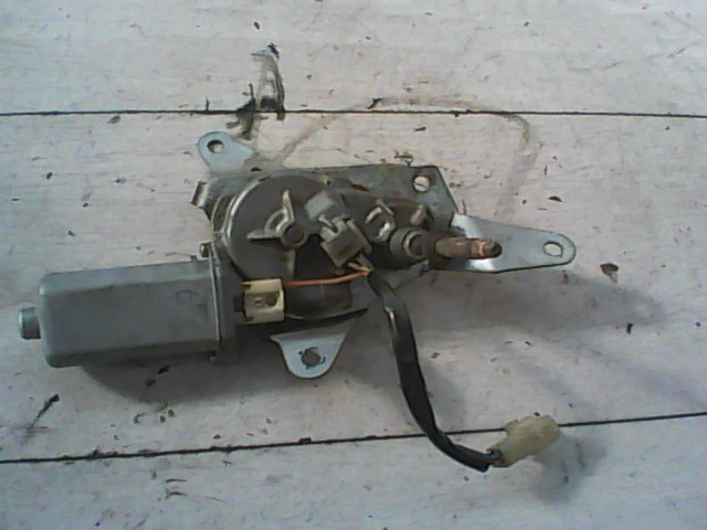 SUZUKI BALENO 95-98 Ablaktörlő motor hátsó bontott alkatrész