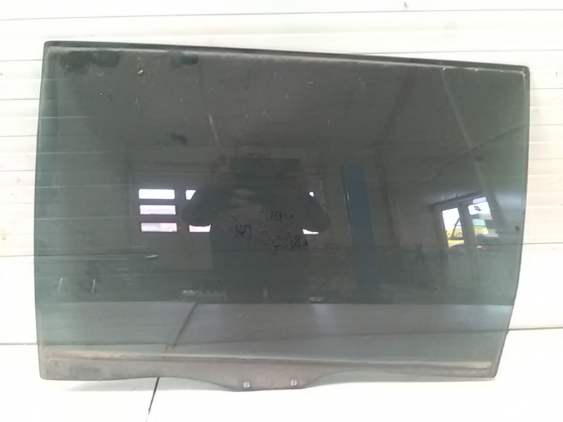 MAZDA MPV 99-05 Bal hátsó ajtóüveg bontott alkatrész