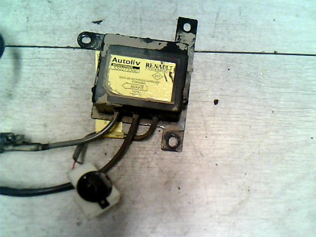 RENAULT TWINGO 93-98 Légzsák indító elektronika bontott alkatrész