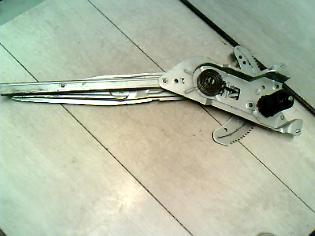 RENAULT KANGOO 97-03 Jobb első ablakemelő szerkezet mechanikus bontott alkatrész