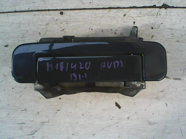 AUDI A4 94-98 Bal hátsó külső kilincs bontott alkatrész