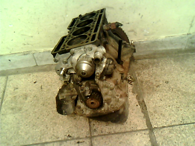 RENAULT TWINGO 93-98 Motor. benzin fűzött blokk hengerfej nélkül bontott alkatrész