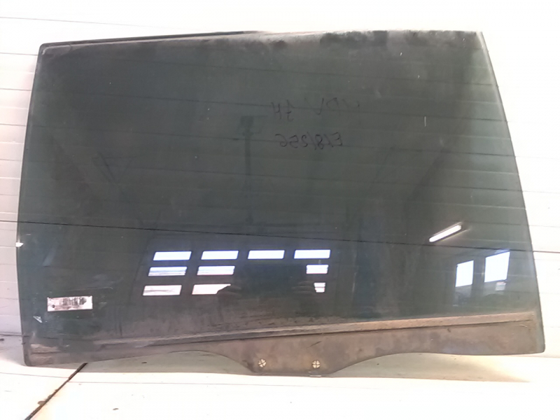 MAZDA MPV 99-05 Jobb hátsó ajtóüveg bontott alkatrész