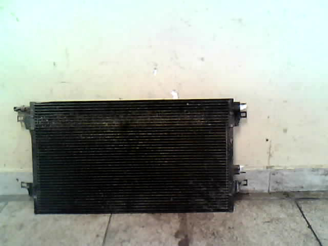 RENAULT LAGUNA 00-05 Klímahűtő radiátor bontott alkatrész