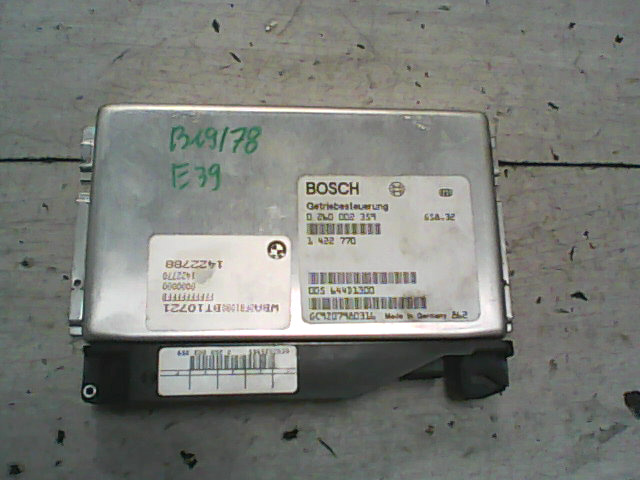 BMW E39 95-03 Automata váltó vezérlő bontott alkatrész