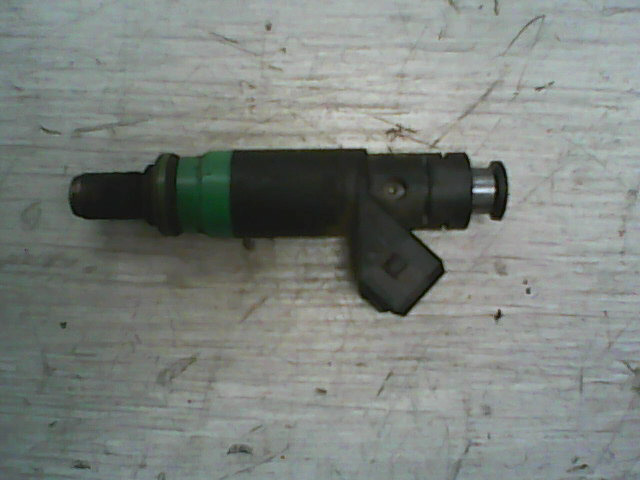 FORD FIESTA 05-08 Injektor befecskendező hengerenkénti bontott alkatrész