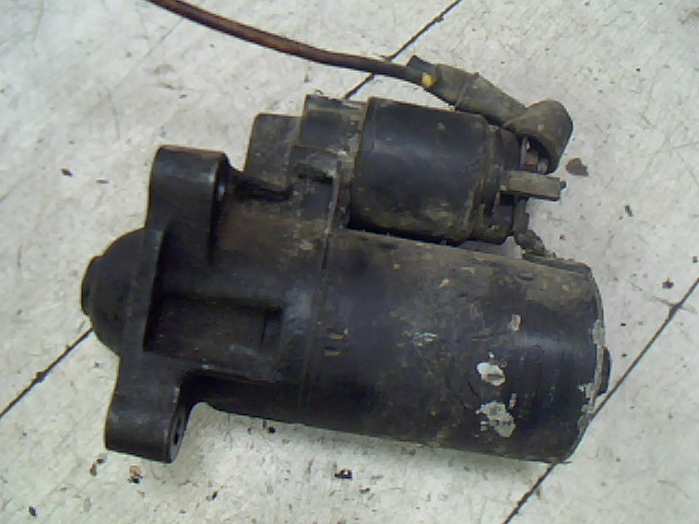 PEUGEOT 205 önindító. benzines bontott alkatrész