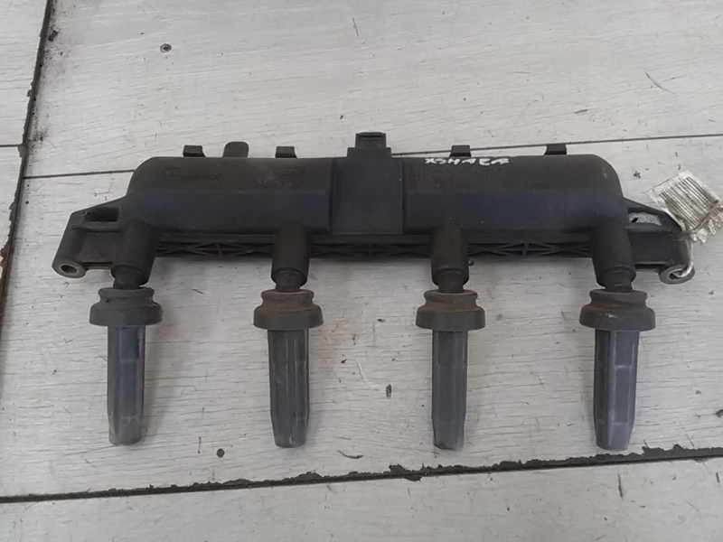 CITROEN XSARA 97.11-00.10 Gyújtótrafó  bontott alkatrész