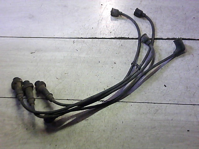 SUZUKI SWIFT 96-05 Gyújtókábelköteg garnitúra bontott alkatrész