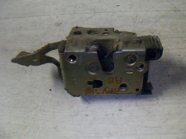 FIAT DUCATO 94-02 Bal első ajtó zárszerkezet mechanikus bontott alkatrész