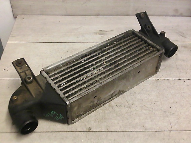 FORD FOCUS 98-04 Intercooler hűtő bontott alkatrész