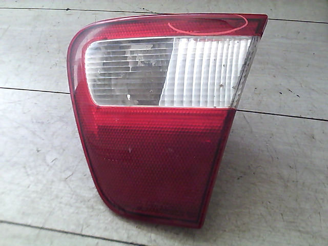 SEAT CORDOBA 99-02 Jobb belső hátsó lámpa bontott alkatrész
