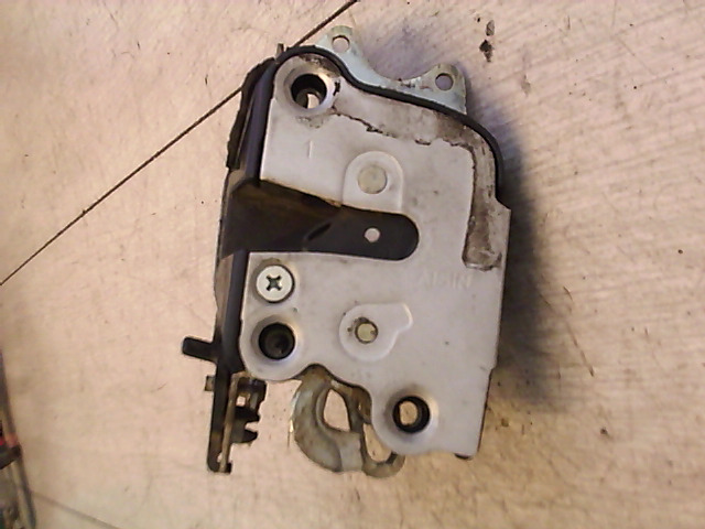 SUZUKI SWIFT 96-05 Jobb hátsó ajtó zárszerkezet mechanikus bontott alkatrész